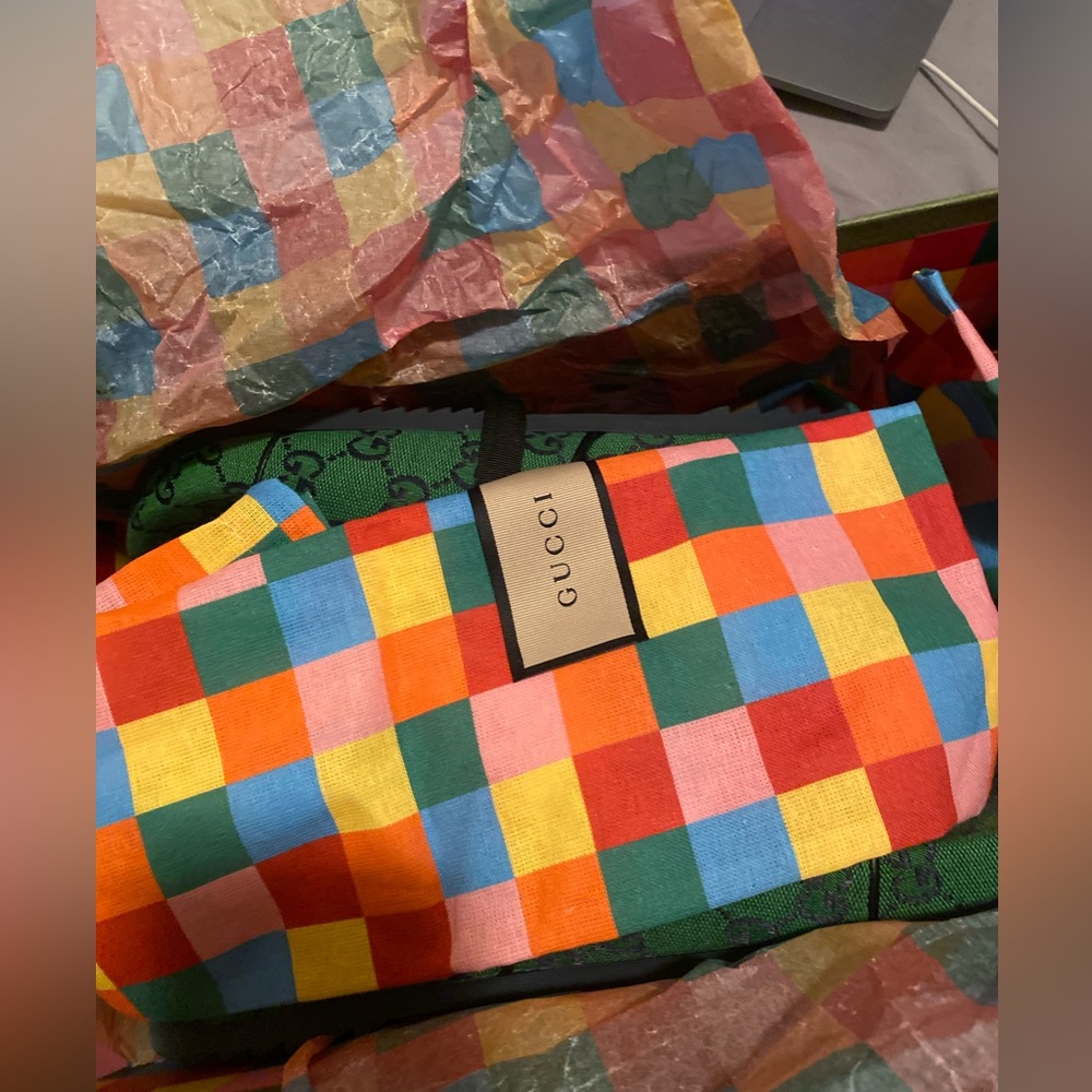 Gucci slides 100% authentic